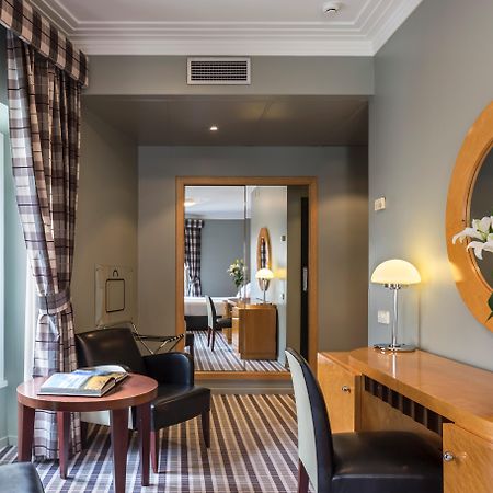 Hotel Larios Малага Экстерьер фото