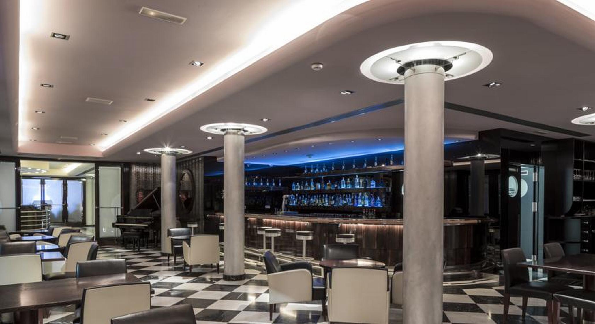 Hotel Larios Малага Экстерьер фото