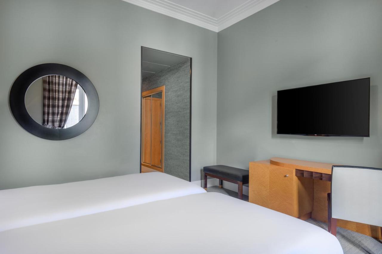 Hotel Larios Малага Экстерьер фото
