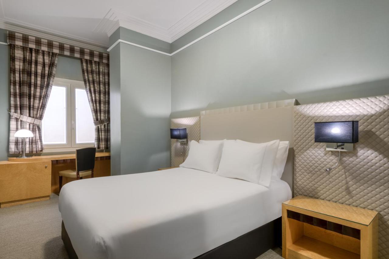 Hotel Larios Малага Экстерьер фото